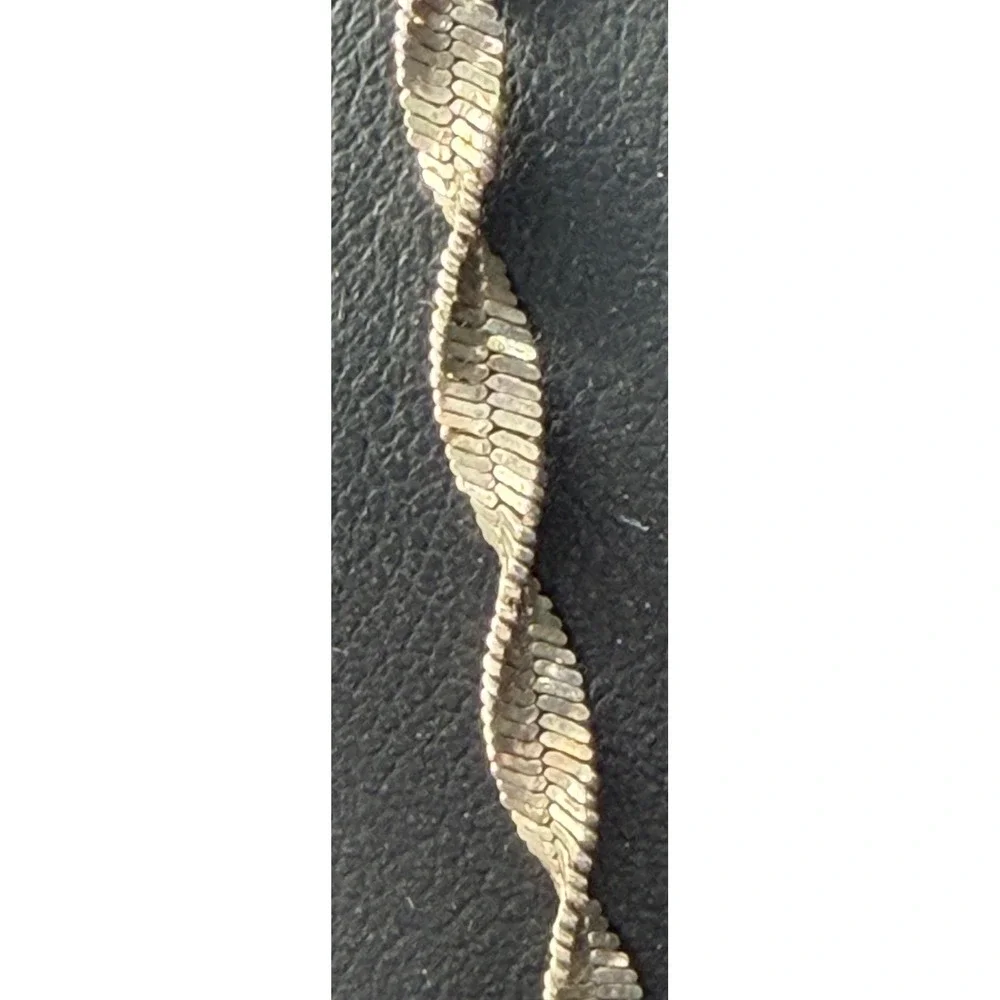 Vintage Italy Sterling Silver Twisted Herringbone Chain Necklace 20